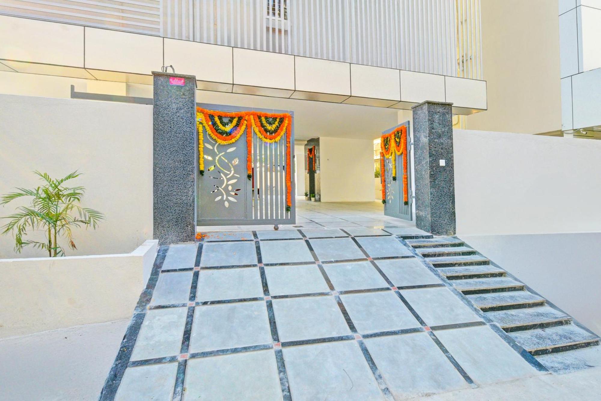 Super Townhouse Oak Suchitra Kompally Road Formerly Sun Moon Hotels Trimulgherry 外观 照片