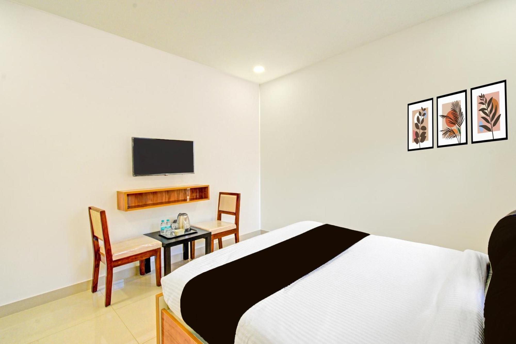 Super Townhouse Oak Suchitra Kompally Road Formerly Sun Moon Hotels Trimulgherry 外观 照片