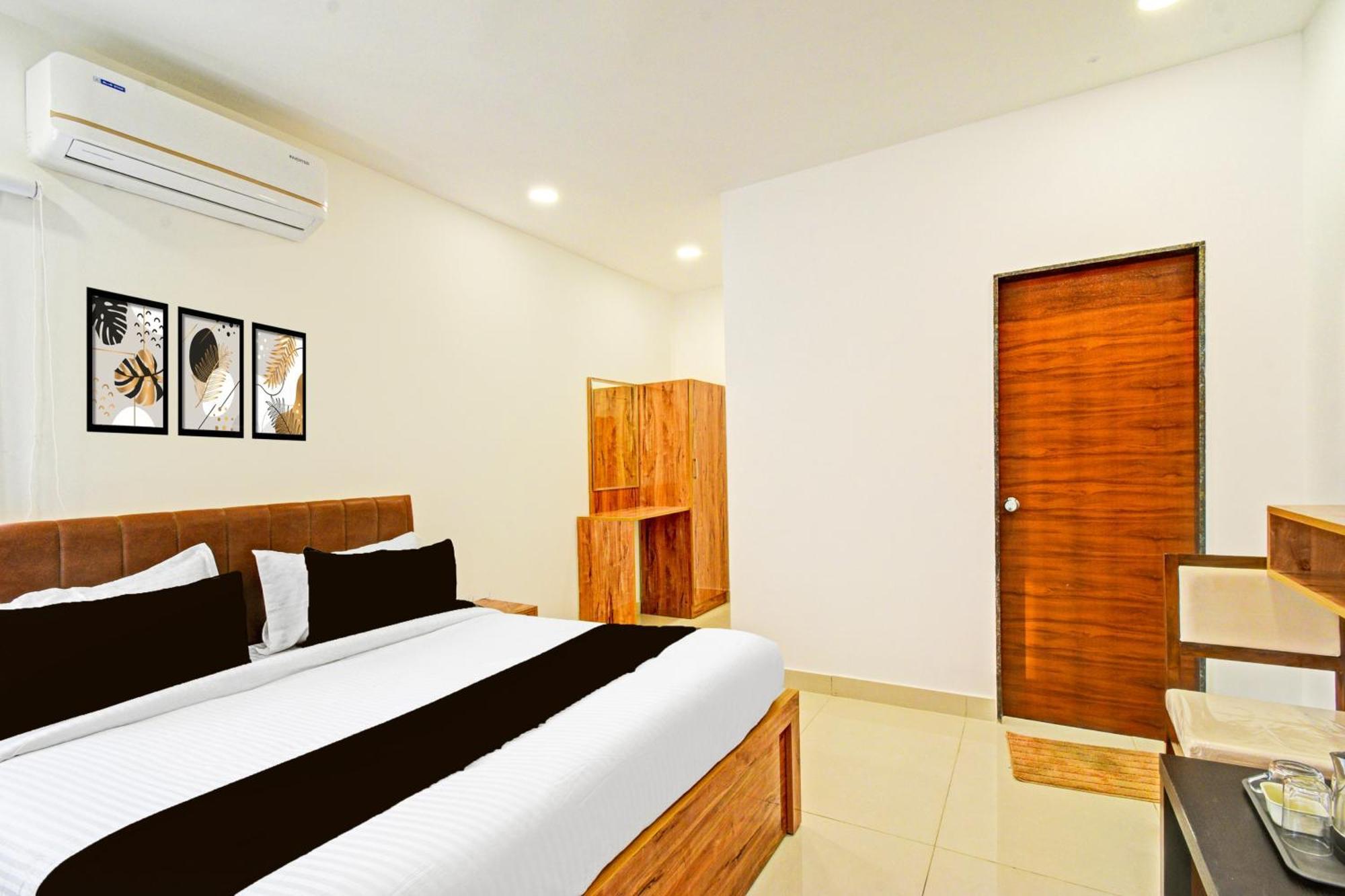 Super Townhouse Oak Suchitra Kompally Road Formerly Sun Moon Hotels Trimulgherry 外观 照片