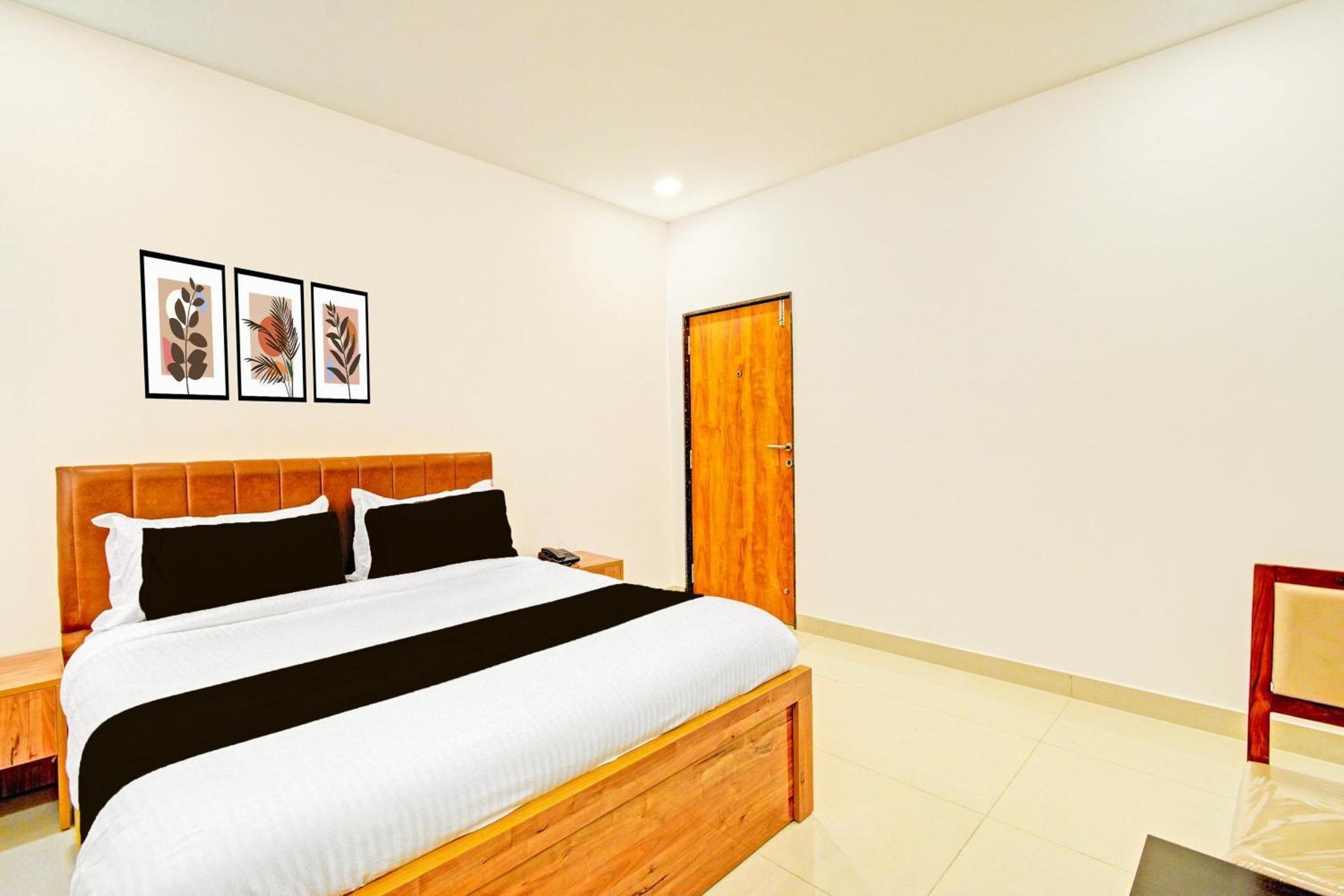 Super Townhouse Oak Suchitra Kompally Road Formerly Sun Moon Hotels Trimulgherry 外观 照片